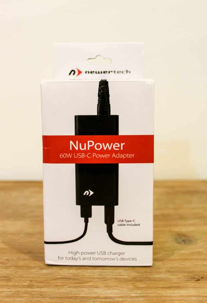 NuPower USB-C Power Adapter pour recharger votre Macbook et votre iPhone en même temps 