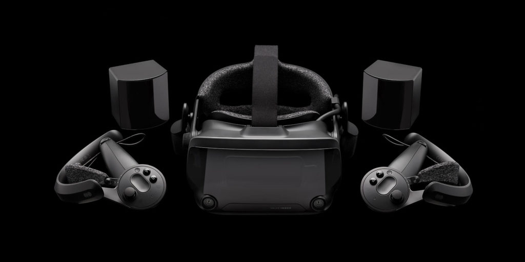 Le Valve Index avec ses bases et ses manettes.